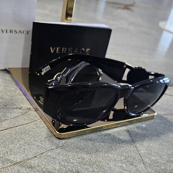 Versace Black Sunglasses with Gold Medusa Detail - Picture 11 of 15